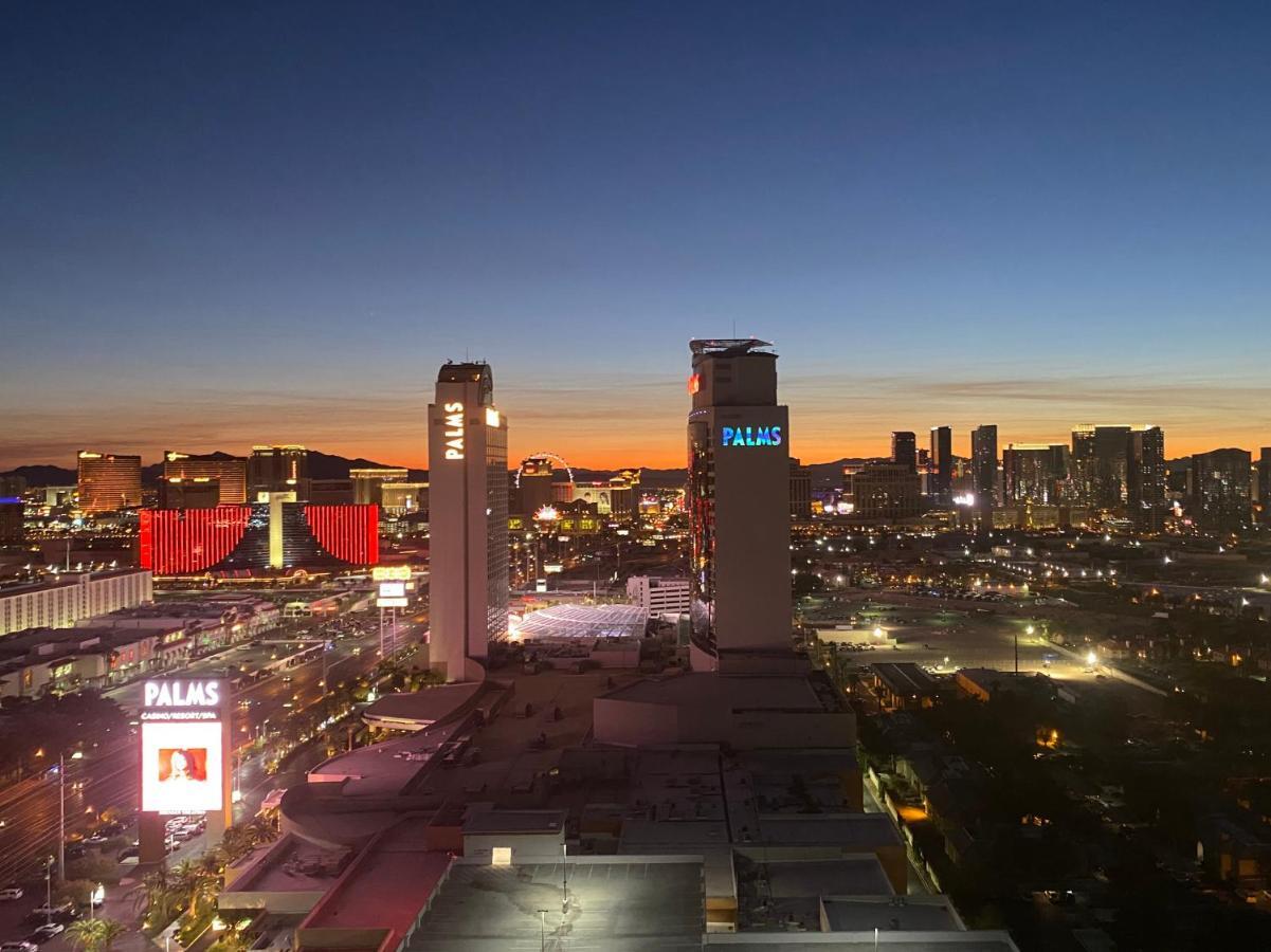 Palms Place - 27Th Floor Strip View Studio Aparthotel Las Vegas Esterno foto